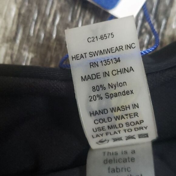 New! HEAT SWIMWEAR BLACK LOOPED SIDE SWIM BOTTOM - Picture 7 of 10